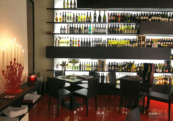 DIVINO WINE BAR